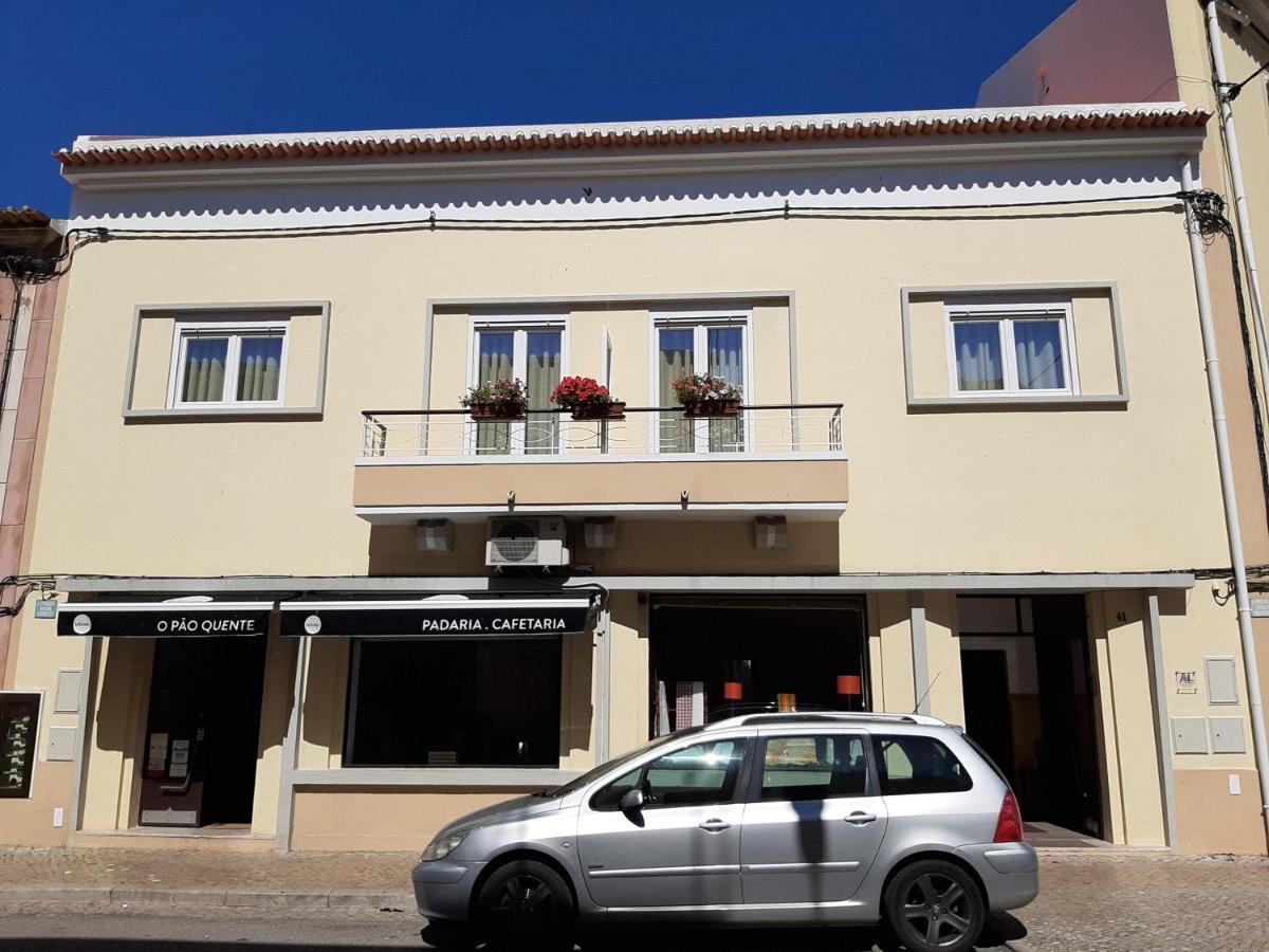 Appartement Alojamento Ferreira - Apartamento B à Santiago do Cacém Extérieur photo